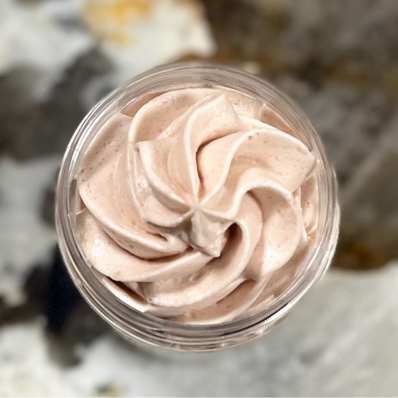 Handcrafted Body Butter - MAPLE PECAN - 8oz - Picture 1 of 1
